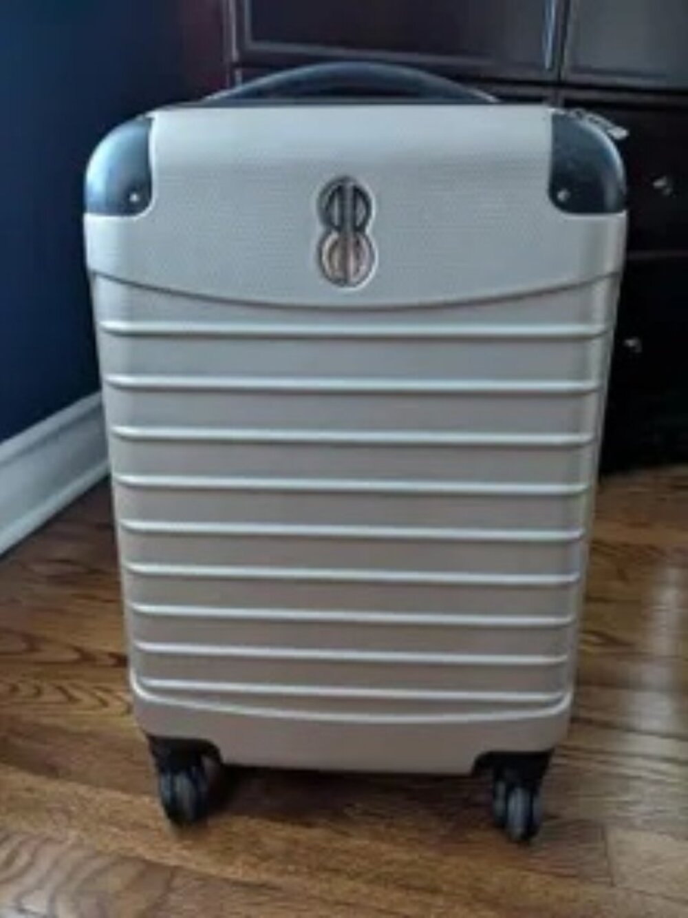Small Shell Pink Metallic Rolling Bill Blass Hard Sided Super Light Suitcase Car